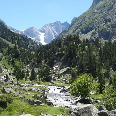 4/6 Pers 38m2, Vue Montagne, Piscine Chauffee, 500m Centre Cauterets