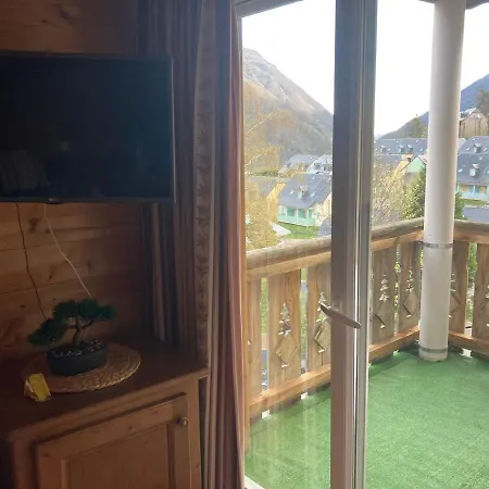 4/6 Pers 38m2, Vue Montagne, Piscine Chauffee, 500m Centre