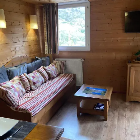 4/6 Pers 38m2, Vue Montagne, Piscine Chauffee, 500m Centre * Cauterets