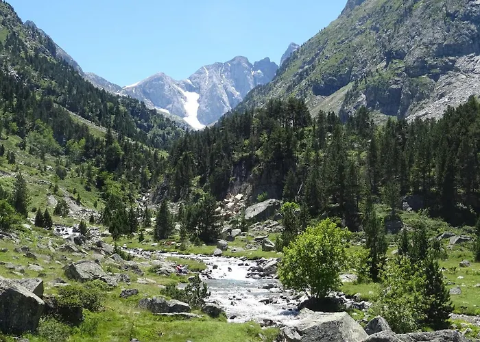 4/6 Pers 38m2, Vue Montagne, Piscine Chauffee, 500m Centre Cauterets