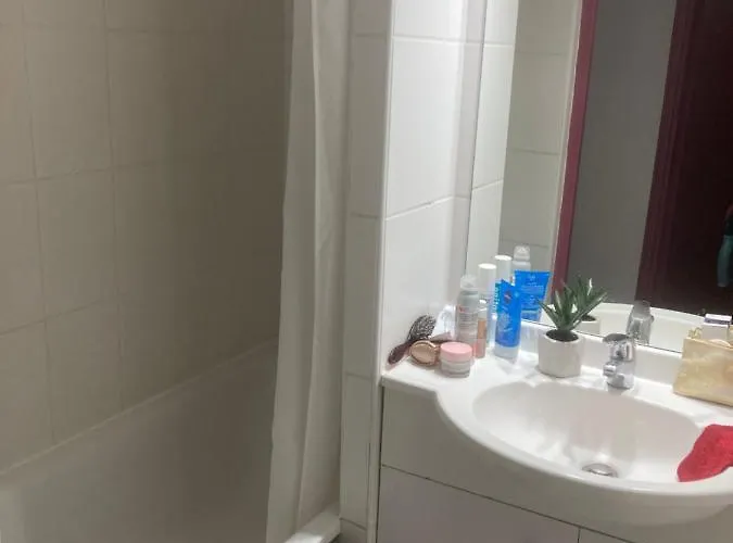 4/6 Pers 38m2, Vue Montagne, Piscine Chauffée, 500m Centre